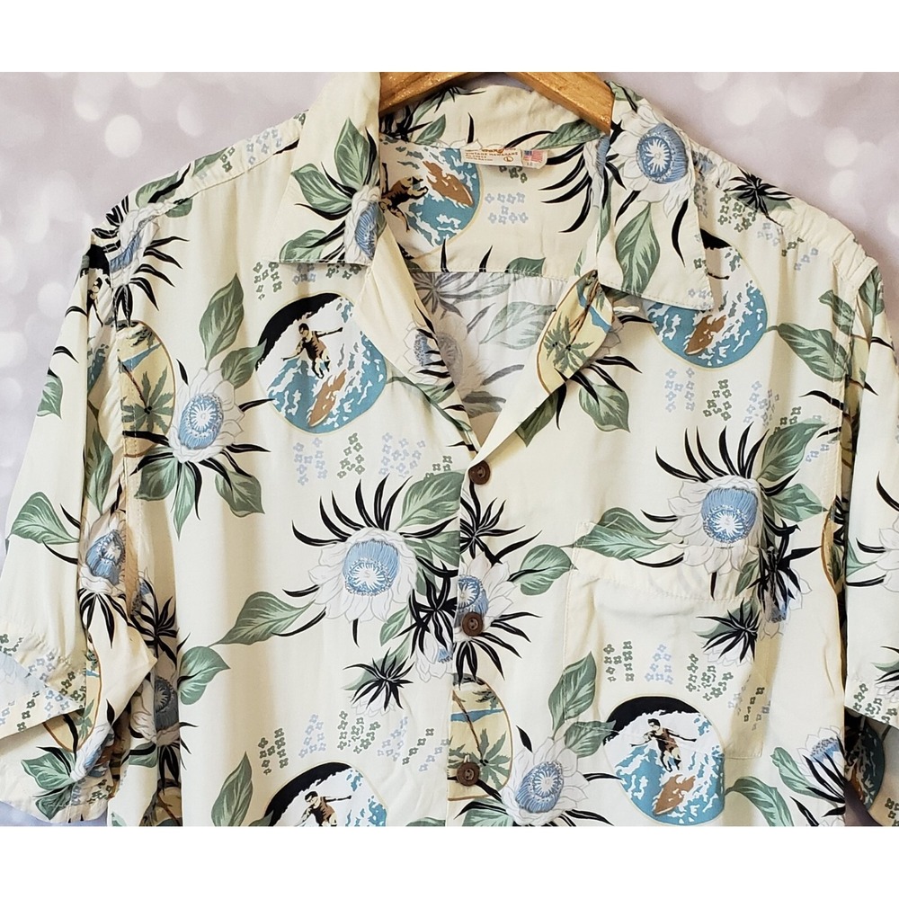 Go Barefoot Vintage Hawaiian Large Shirt Made In The USA Surfing Floral Print